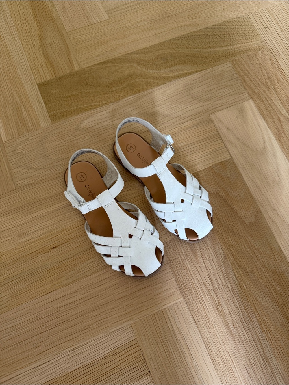 Cat & Jack White Girls Woven T-Strap Sandals